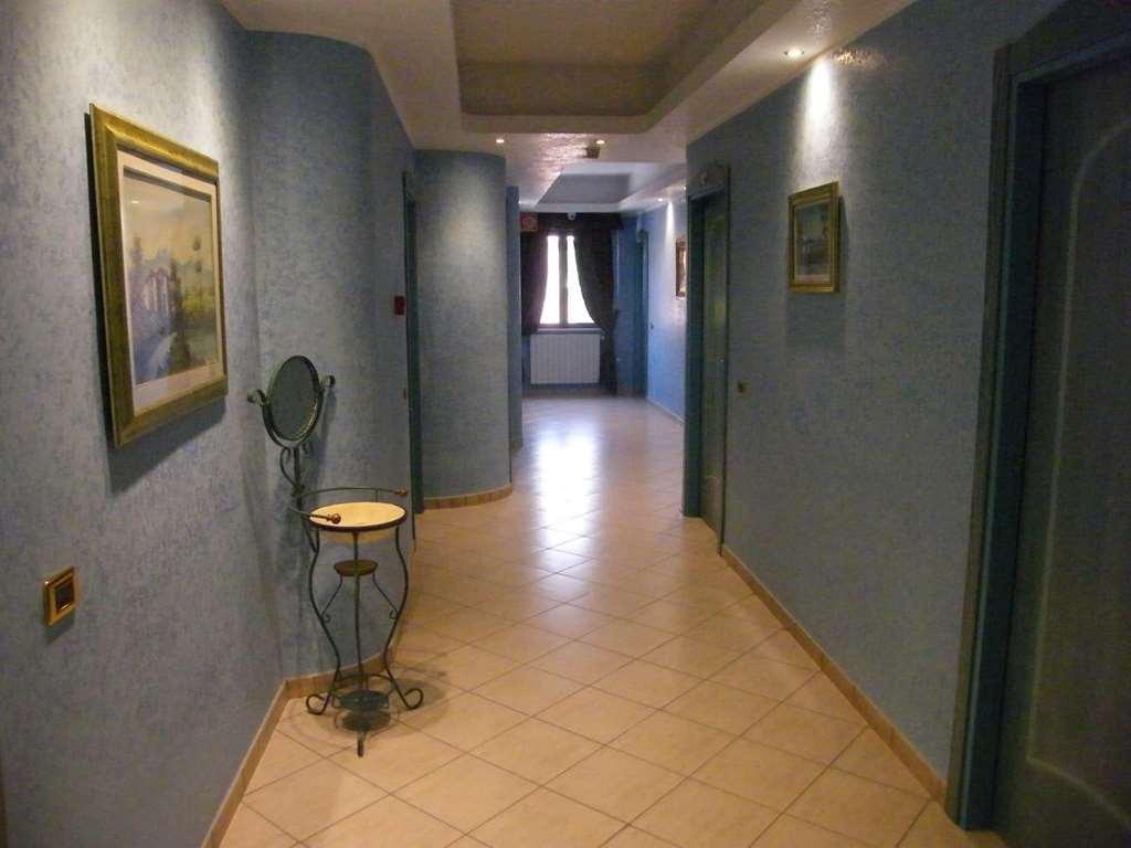 Hotel Residence Memmina Frosinone Comodidades foto